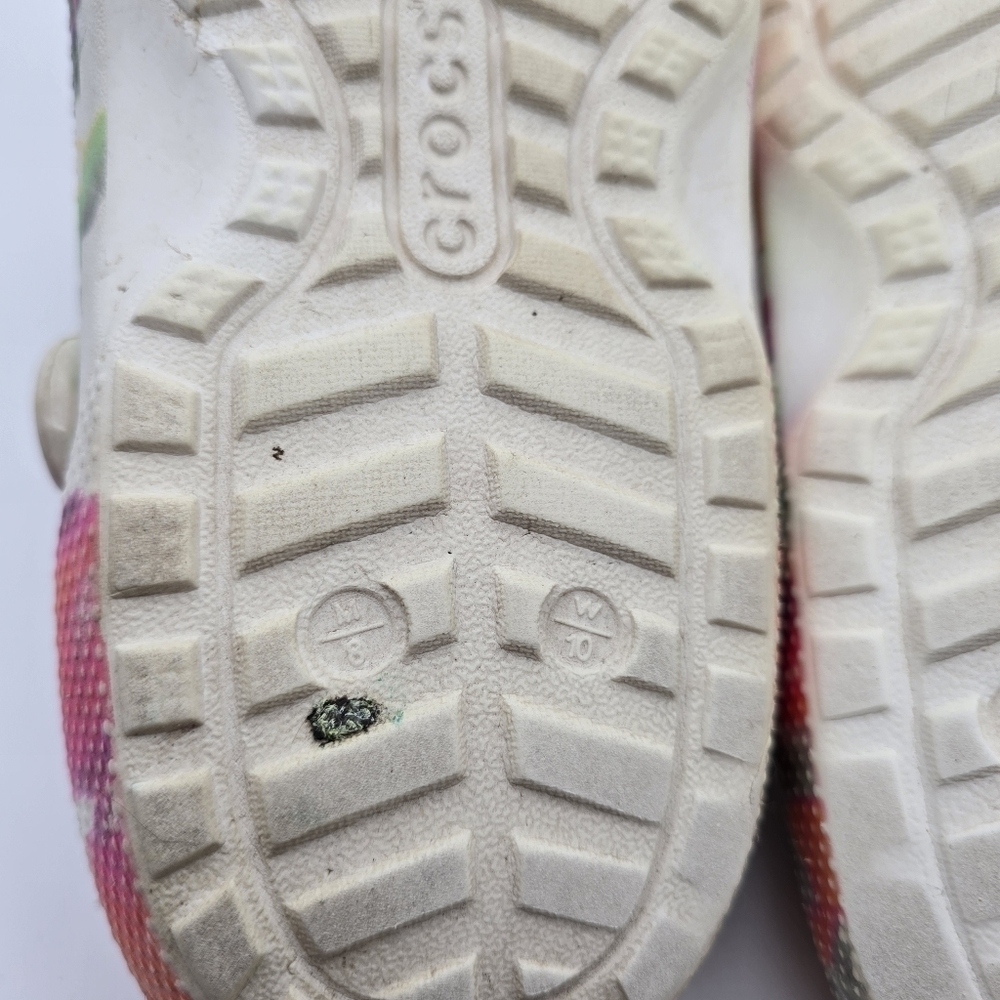 Crocs Sandal Women 10 White Tie Dye Rainbow Splatter Faux Fur Lined Winter - Picture 7 of 8